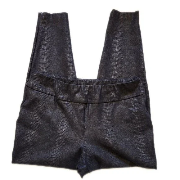 Soft Surroundings black/charcoal snakeskin print soft stretch slim leg pants, L - Picture 2 of 9